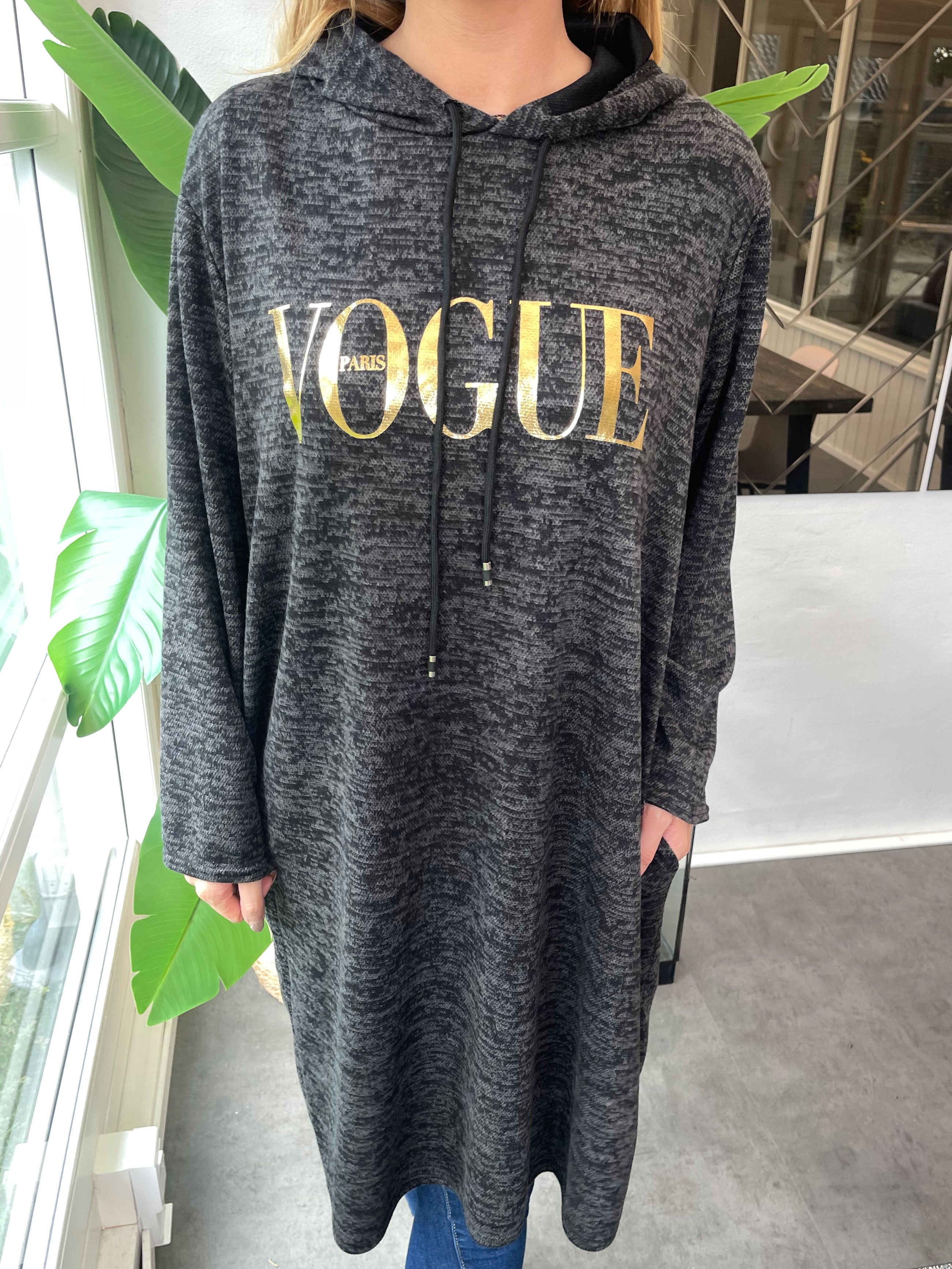 Sarita - Hoodie klänning med skrift